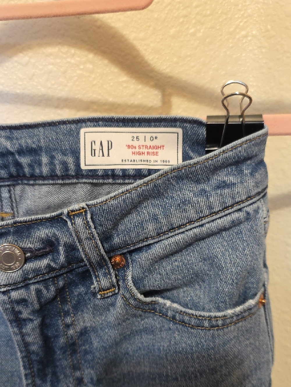 GAP Light Blue Straight High-Rise Jeans